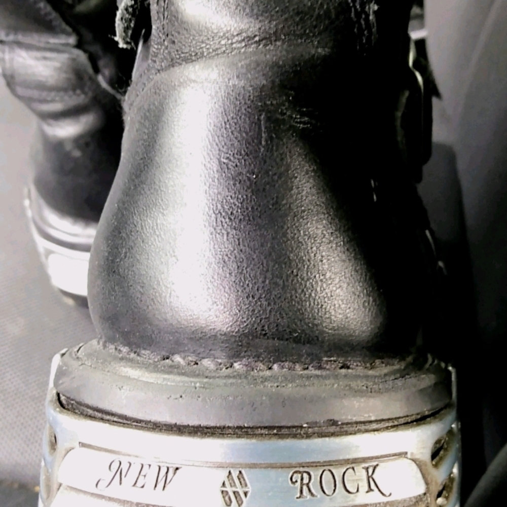 New Rock woman's boots